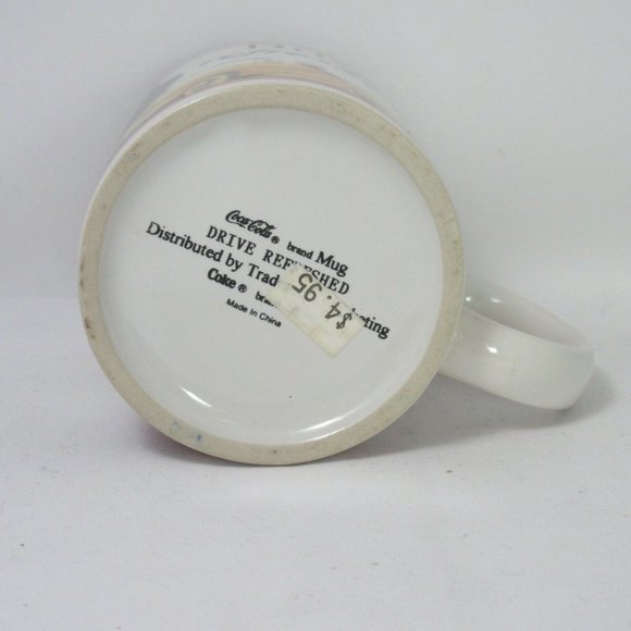 1997 Drive Refreshed Coca-Cola 10oz Ceramic Mug Yellow Classic Car Girl Driving - Picture 5 of 5